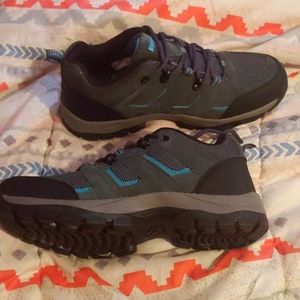 New North side Monroe low trail hiking shoes